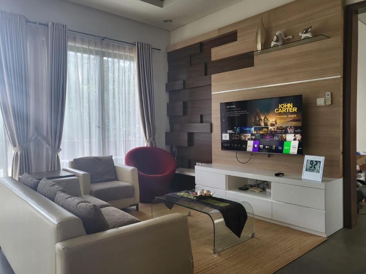 Villa Vimala Hills Semeru ボゴール エクステリア 写真