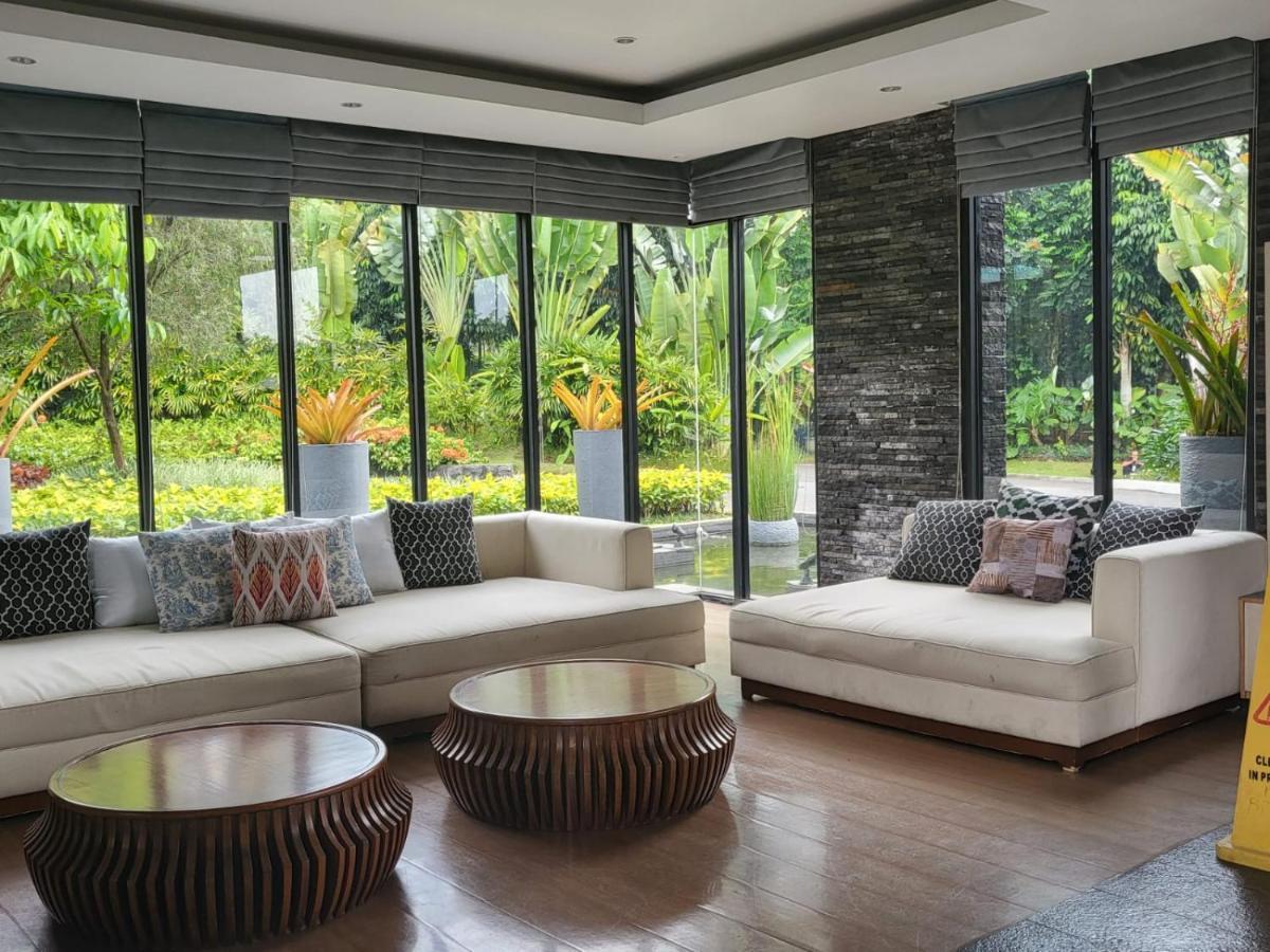 Villa Vimala Hills Semeru ボゴール エクステリア 写真